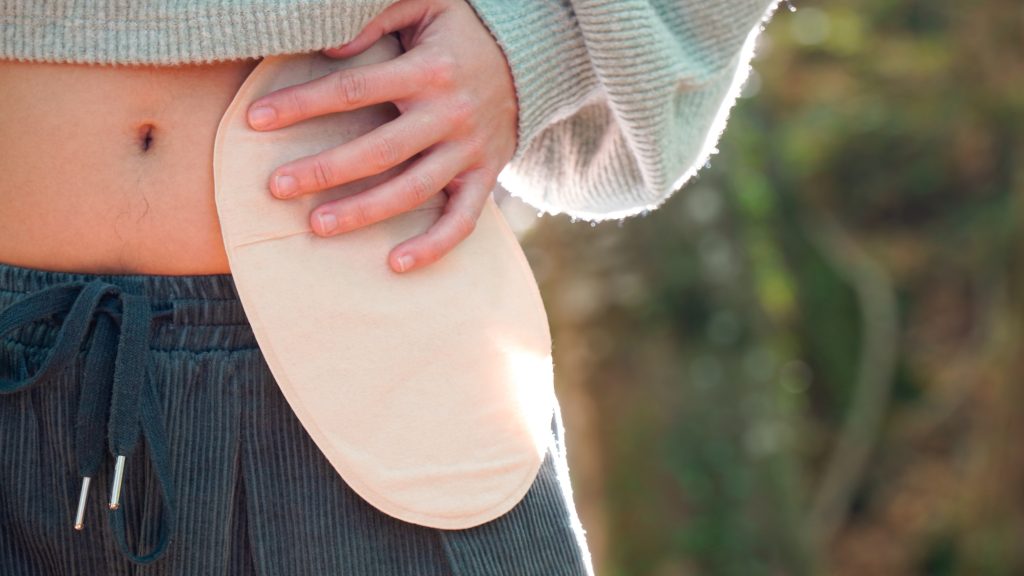 how to stop my ostomy bag from leaking​
