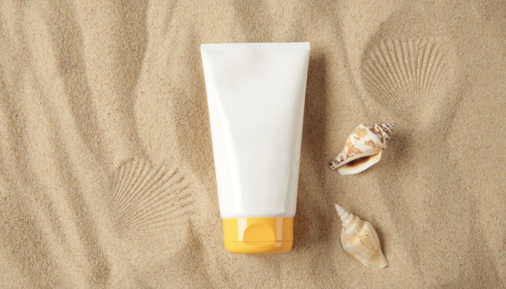 can you get sunburn in the shade​ 