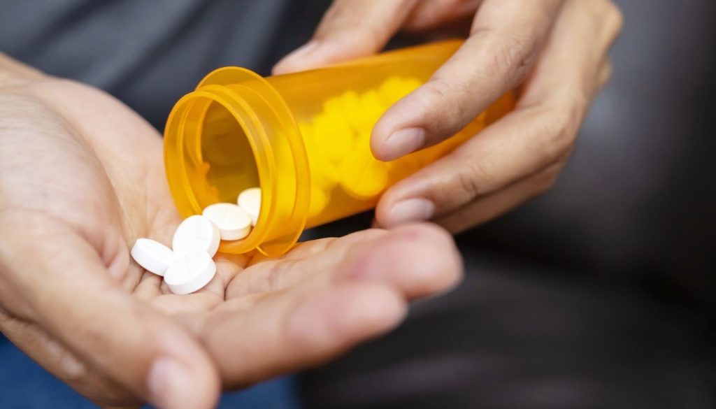 how to store medications properly​