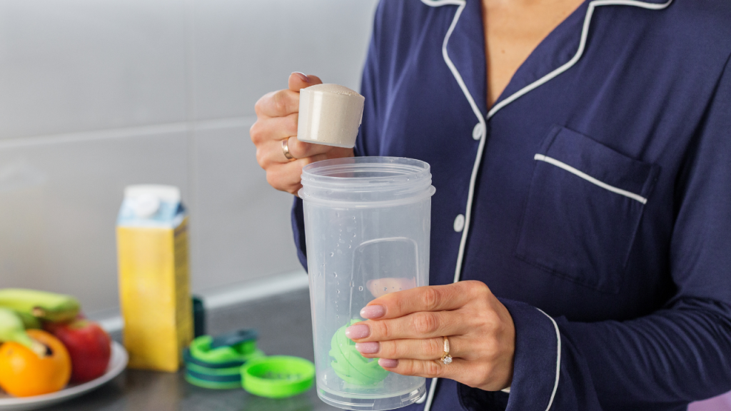 can protein drinks cause constipation​