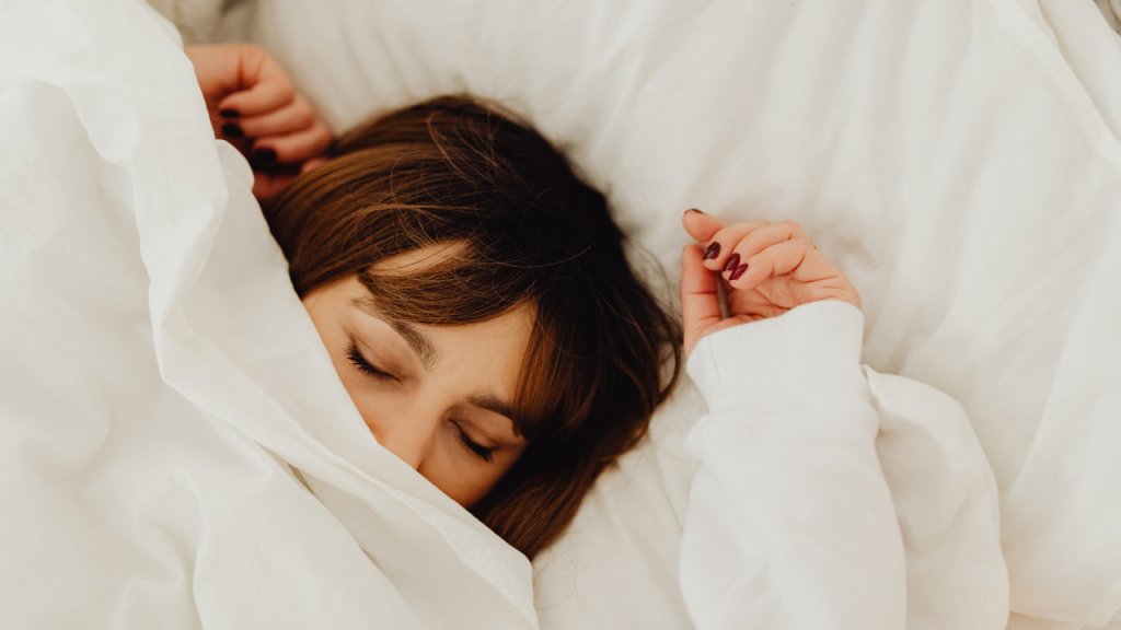insomnia vs hypersomnia